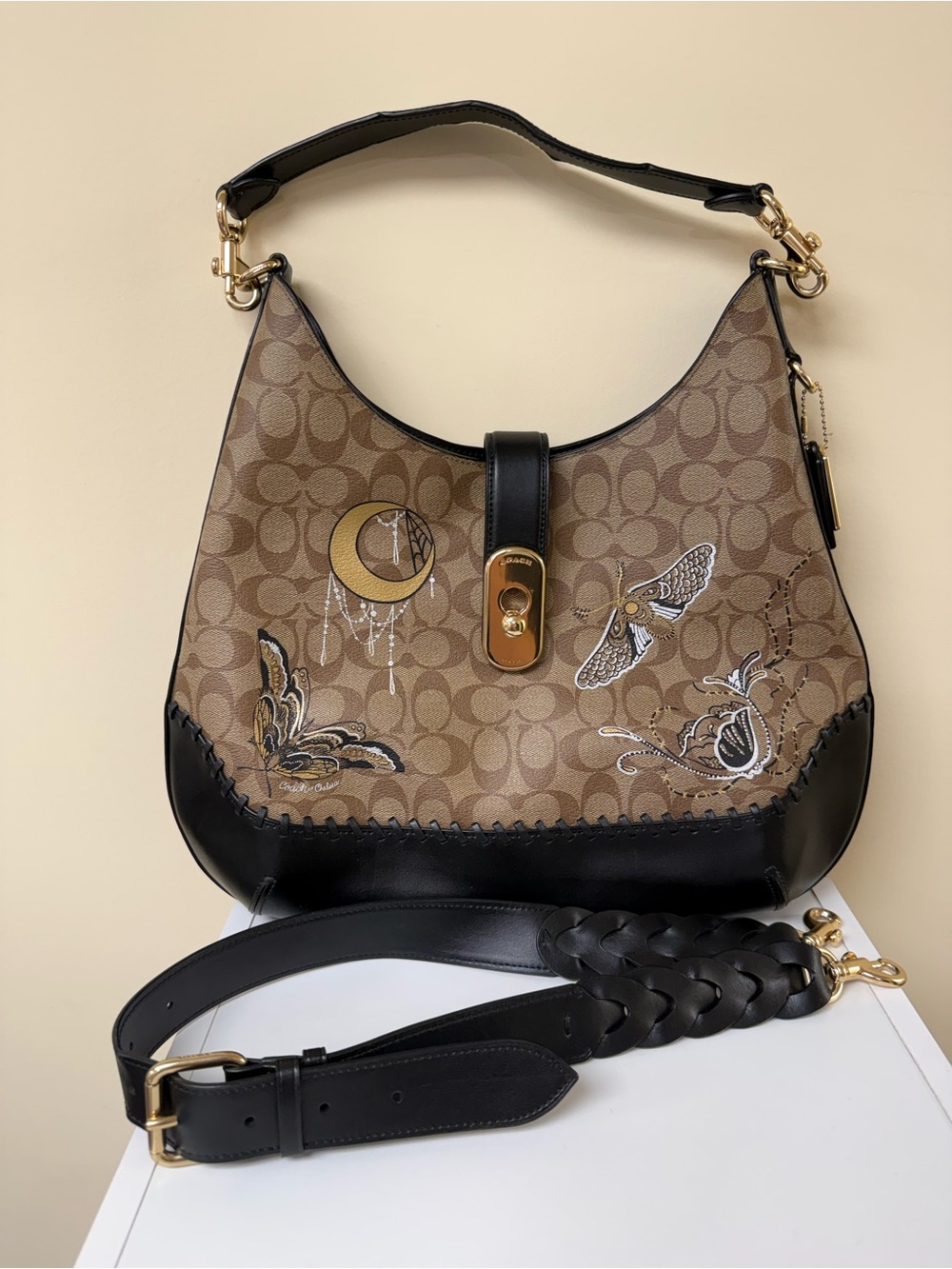 Coach Chelsea Champlain Amber Hobo Shoulder Bag Signature C & Black Leather Trim - Picture 2 of 16
